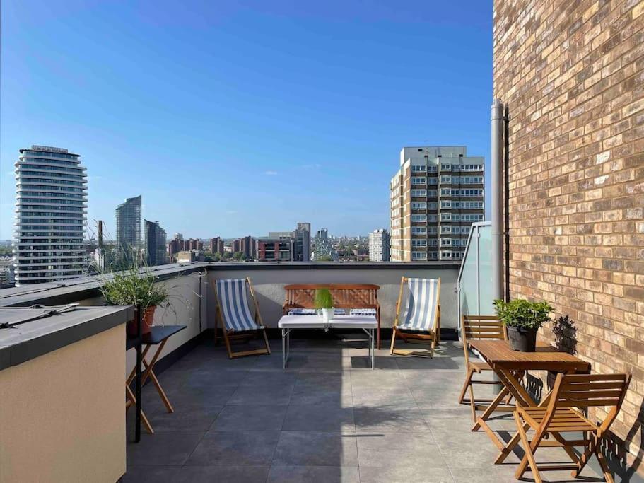 3 Bedroom Penthouse With Terrace And Skyline In Battersea London Exteriör bild